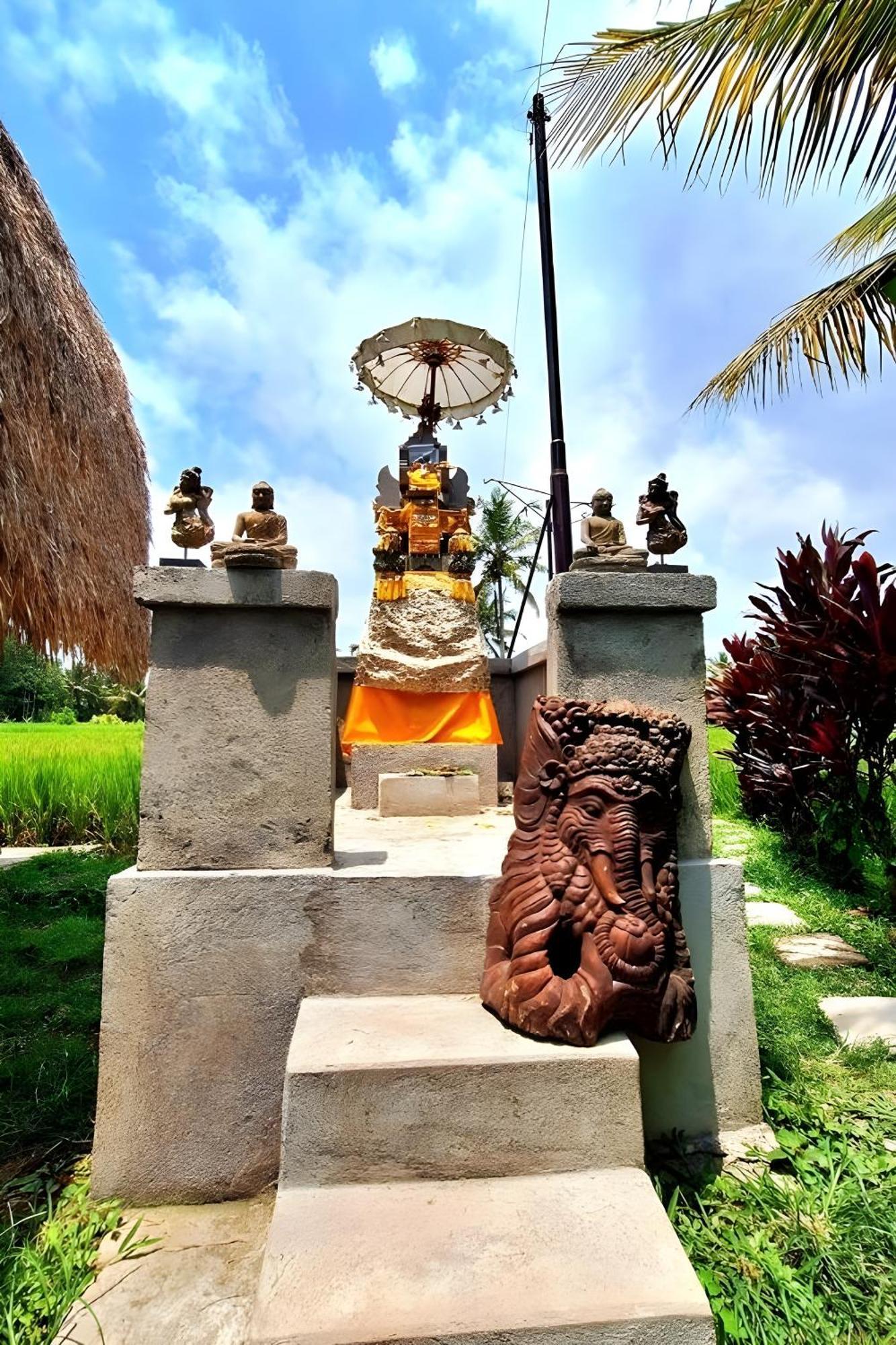 Lumbung Langit Bali House & Hostel Tampaksiring Exterior photo