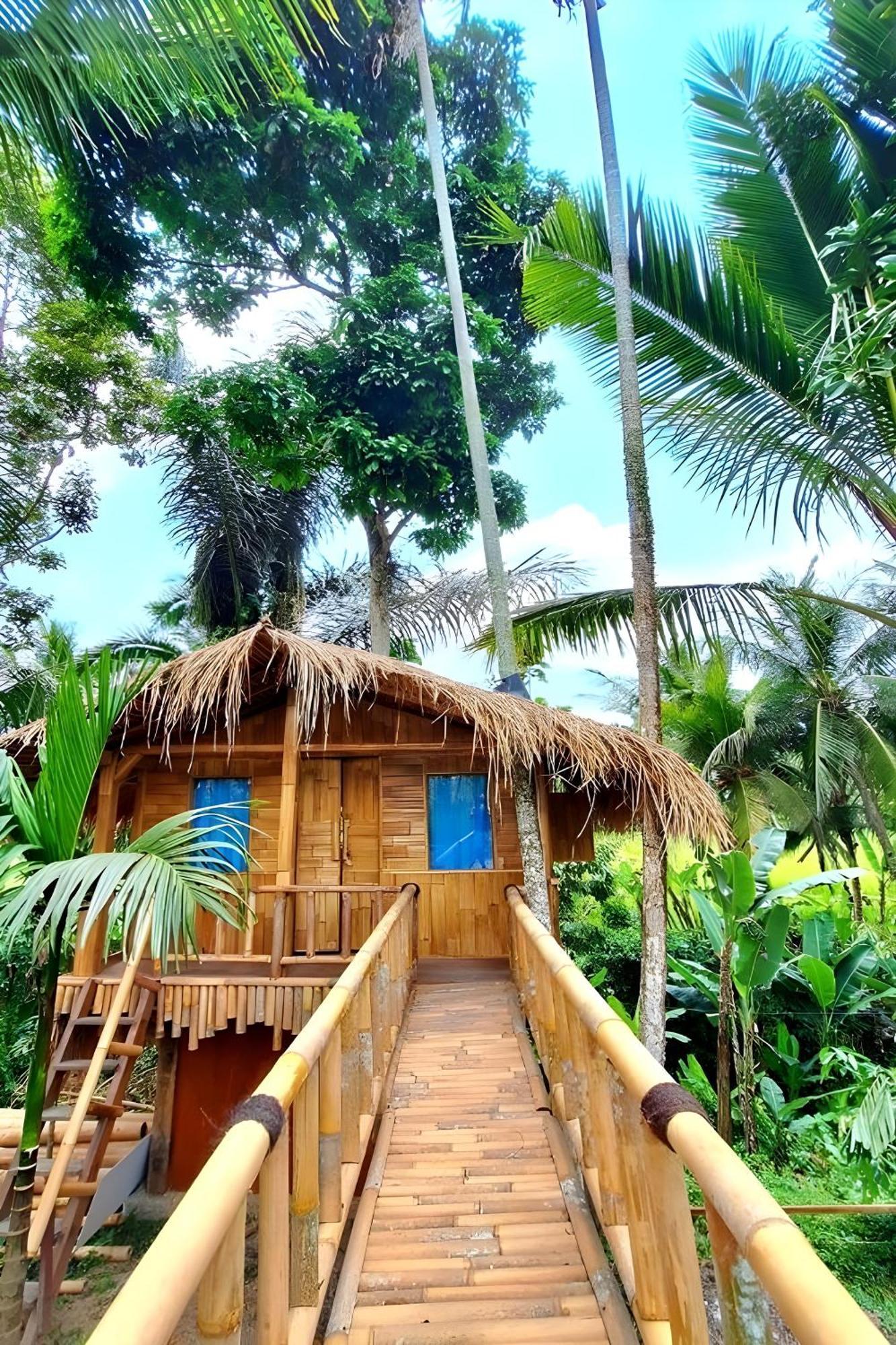 Lumbung Langit Bali House & Hostel Tampaksiring Exterior photo