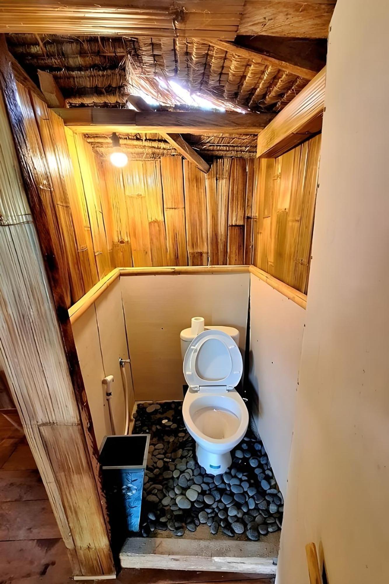 Lumbung Langit Bali House & Hostel Tampaksiring Exterior photo