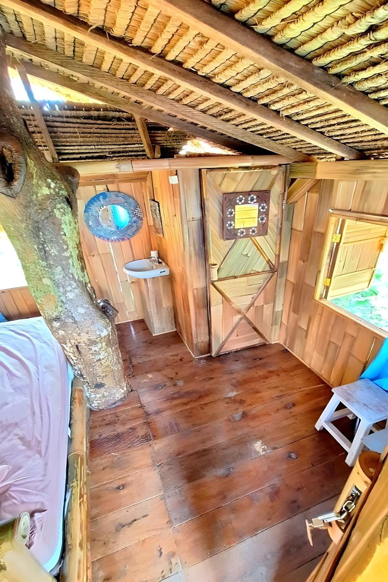 Lumbung Langit Bali House & Hostel Tampaksiring Exterior photo