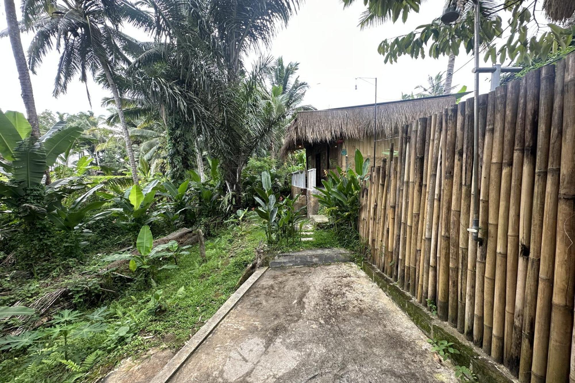 Lumbung Langit Bali House & Hostel Tampaksiring Exterior photo
