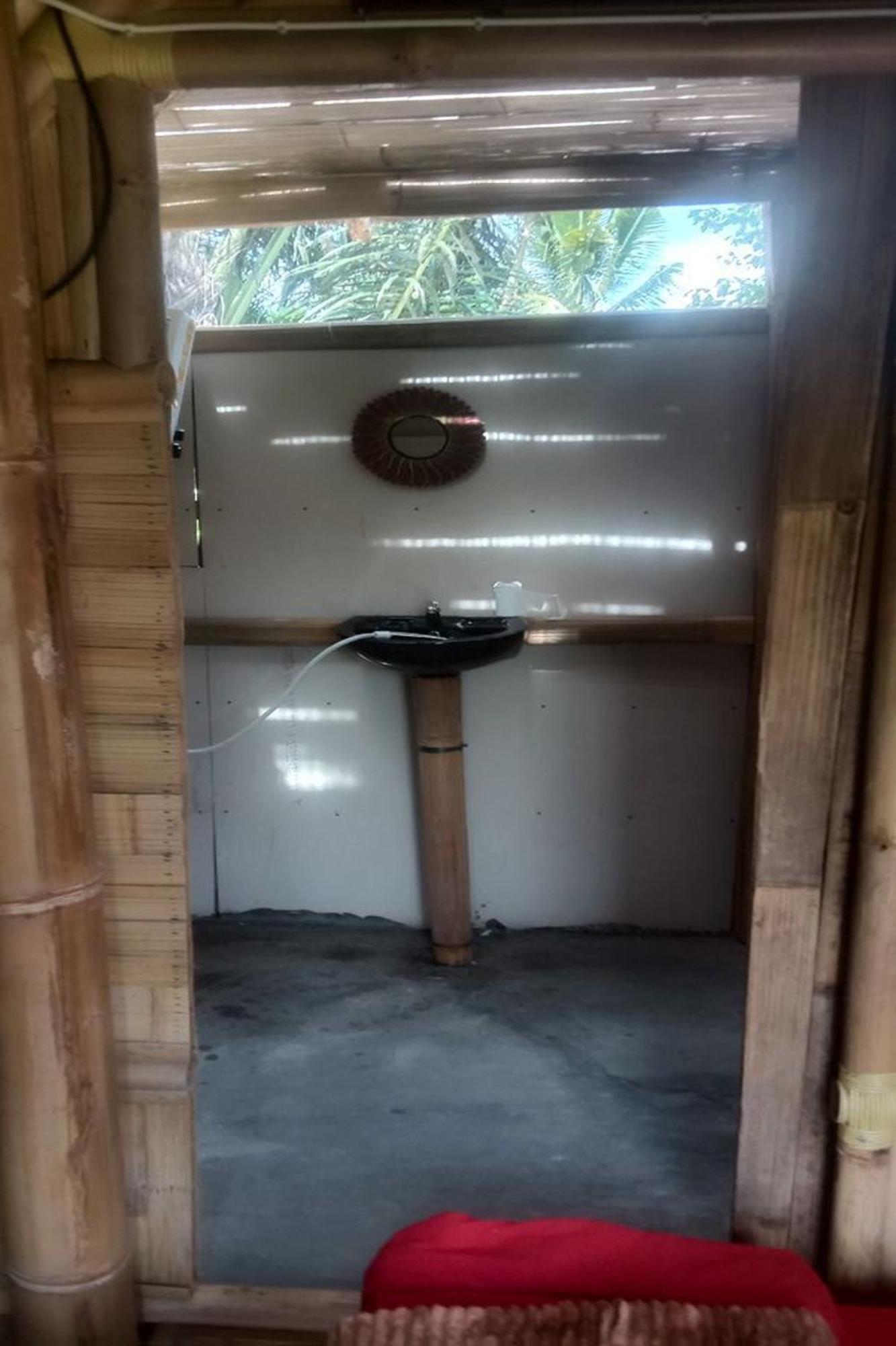 Lumbung Langit Bali House & Hostel Tampaksiring Exterior photo